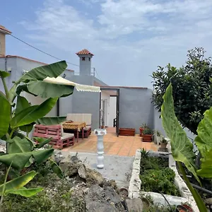 Casas Asomada , El Tanque España